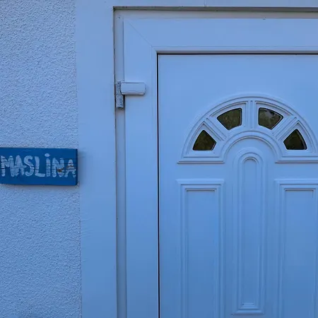 Maslina * Malinska