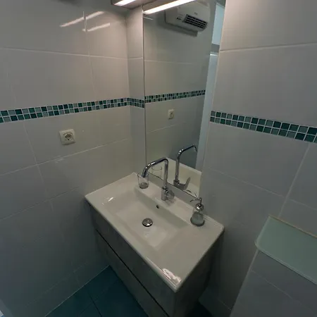 Apartment Maslina *